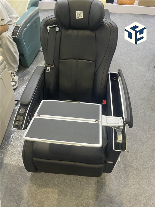 Van Accessories China Luxury N - Back Seat Car Table 评论和价格